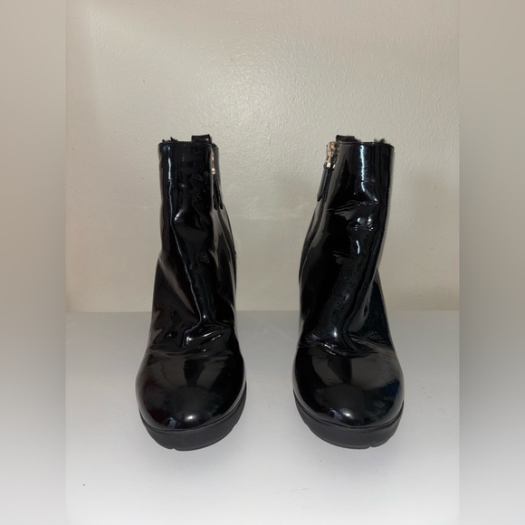 Black Heeled Boots with Glossy Patent Finish - Picture 2 of 9